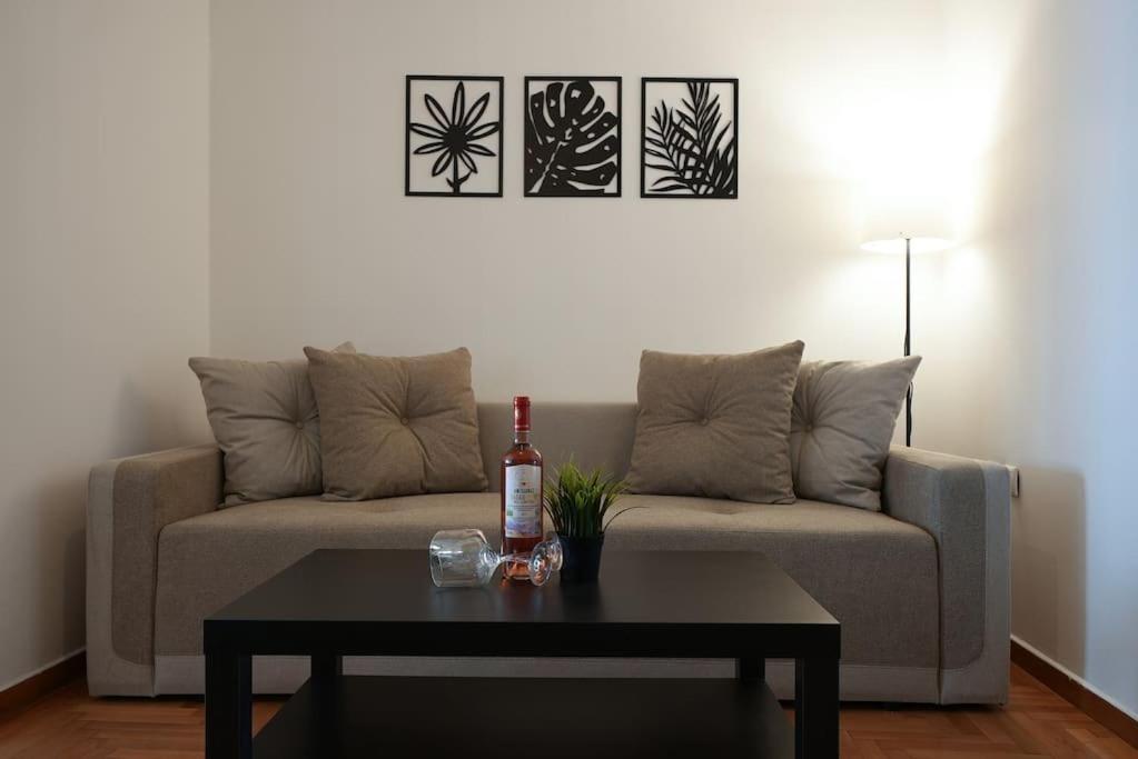 Syntagma Square, 70Sqm Pentelis Sunny Apartment Athen Eksteriør billede