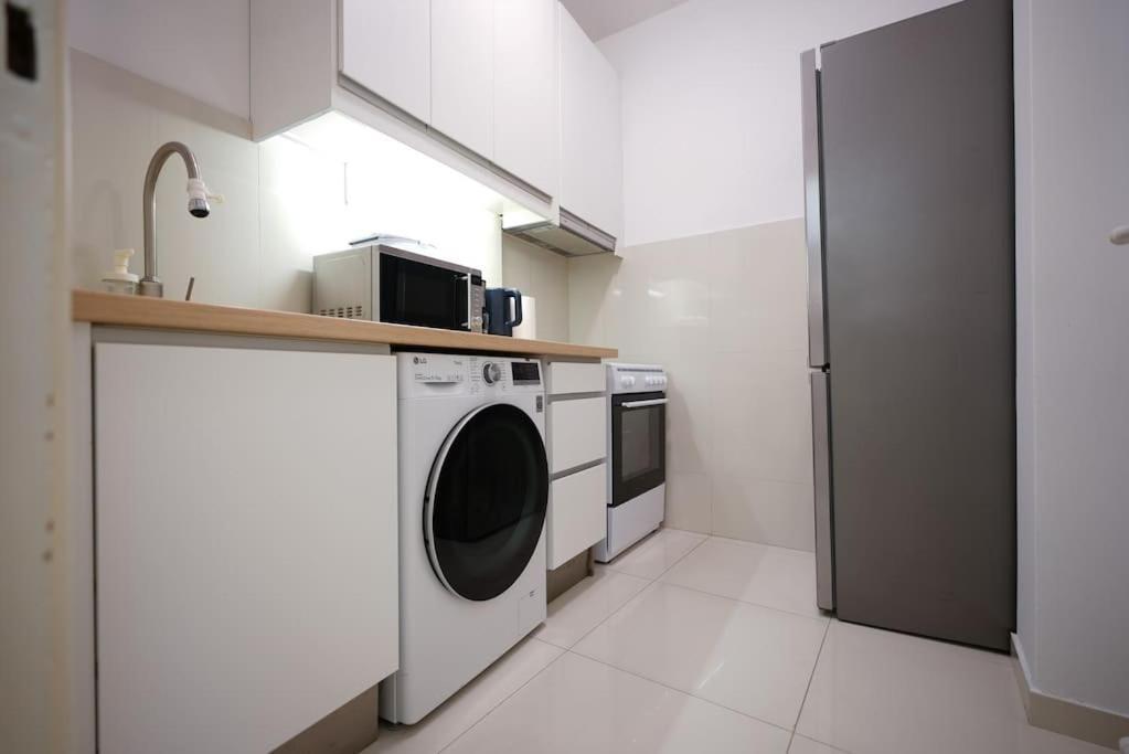 Syntagma Square, 70Sqm Pentelis Sunny Apartment Athen Eksteriør billede
