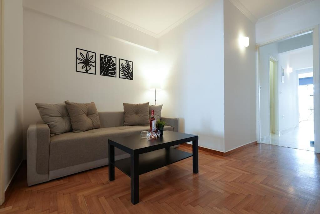 Syntagma Square, 70Sqm Pentelis Sunny Apartment Athen Eksteriør billede