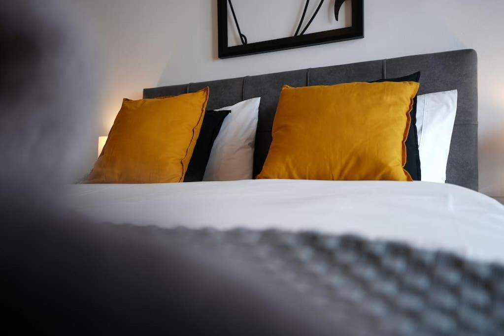Syntagma Square, 70Sqm Pentelis Sunny Apartment Athen Eksteriør billede