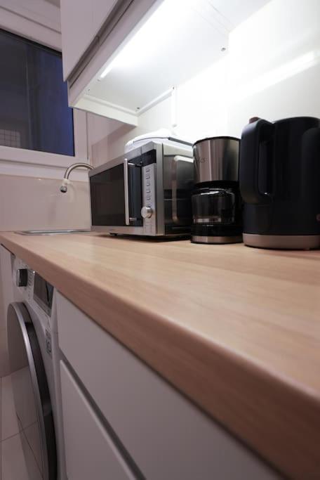 Syntagma Square, 70Sqm Pentelis Sunny Apartment Athen Eksteriør billede