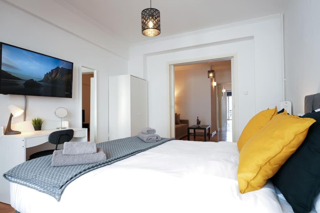 Syntagma Square, 70Sqm Pentelis Sunny Apartment Athen Eksteriør billede