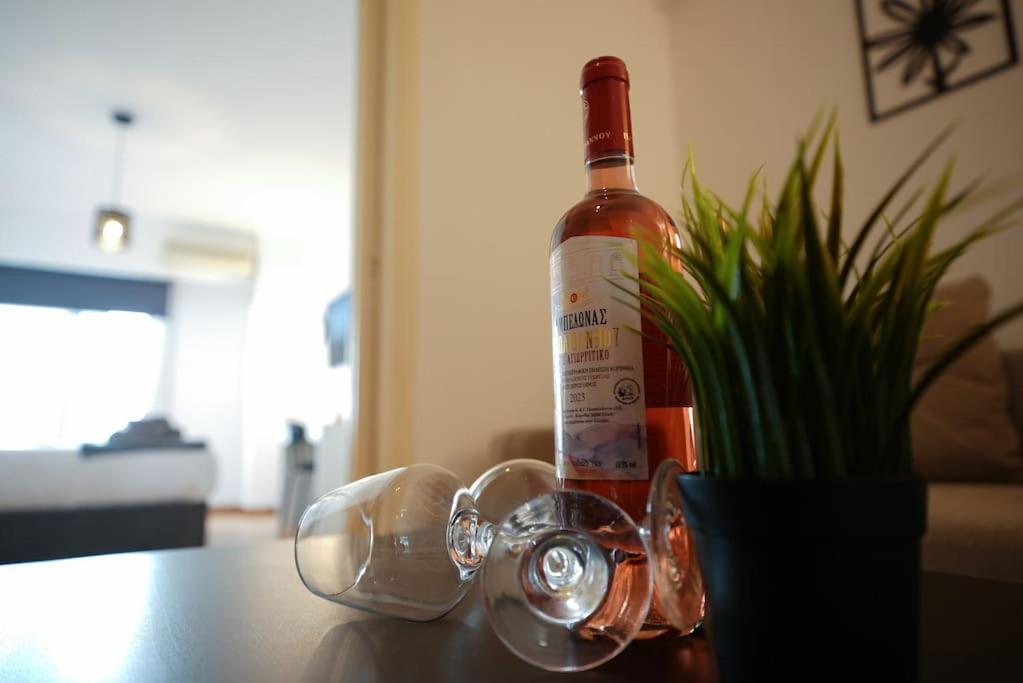 Syntagma Square, 70Sqm Pentelis Sunny Apartment Athen Eksteriør billede