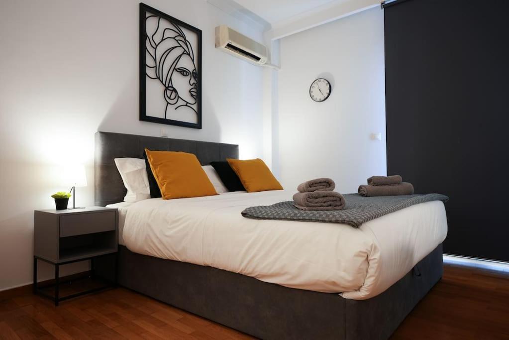 Syntagma Square, 70Sqm Pentelis Sunny Apartment Athen Eksteriør billede